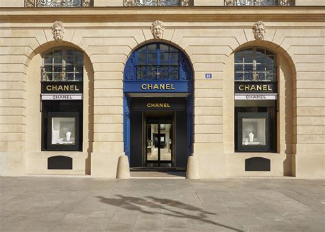 chanel's flagship paris.